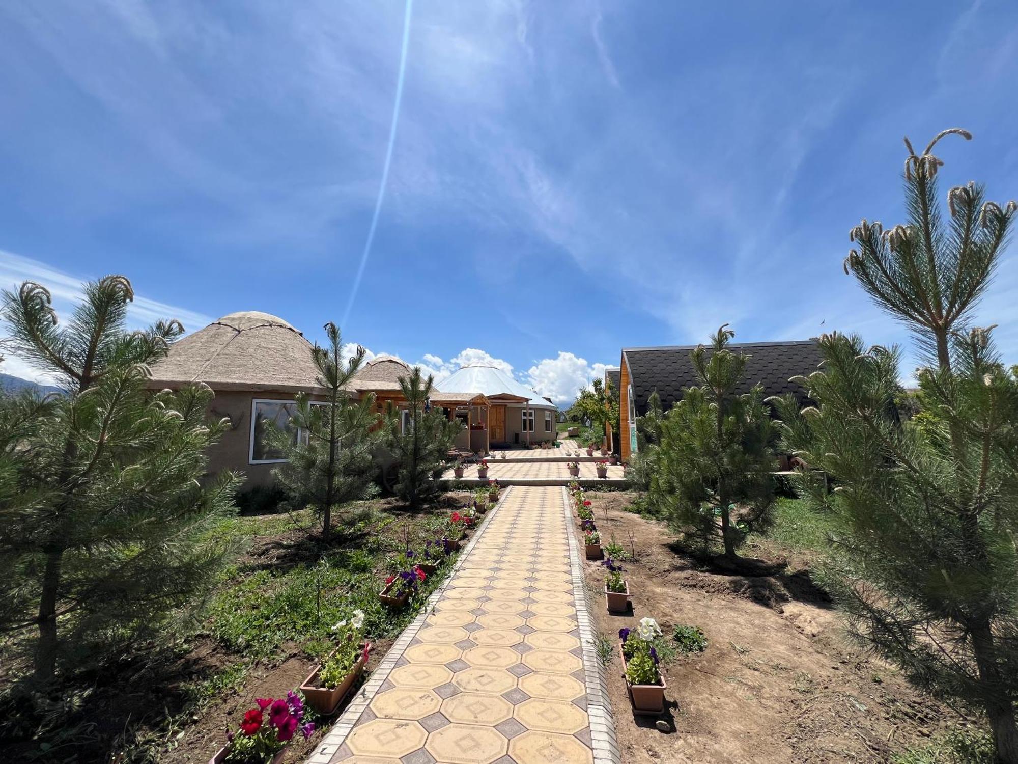Bosogo Yurt Camp Hotel Bokonbayevo Exterior foto